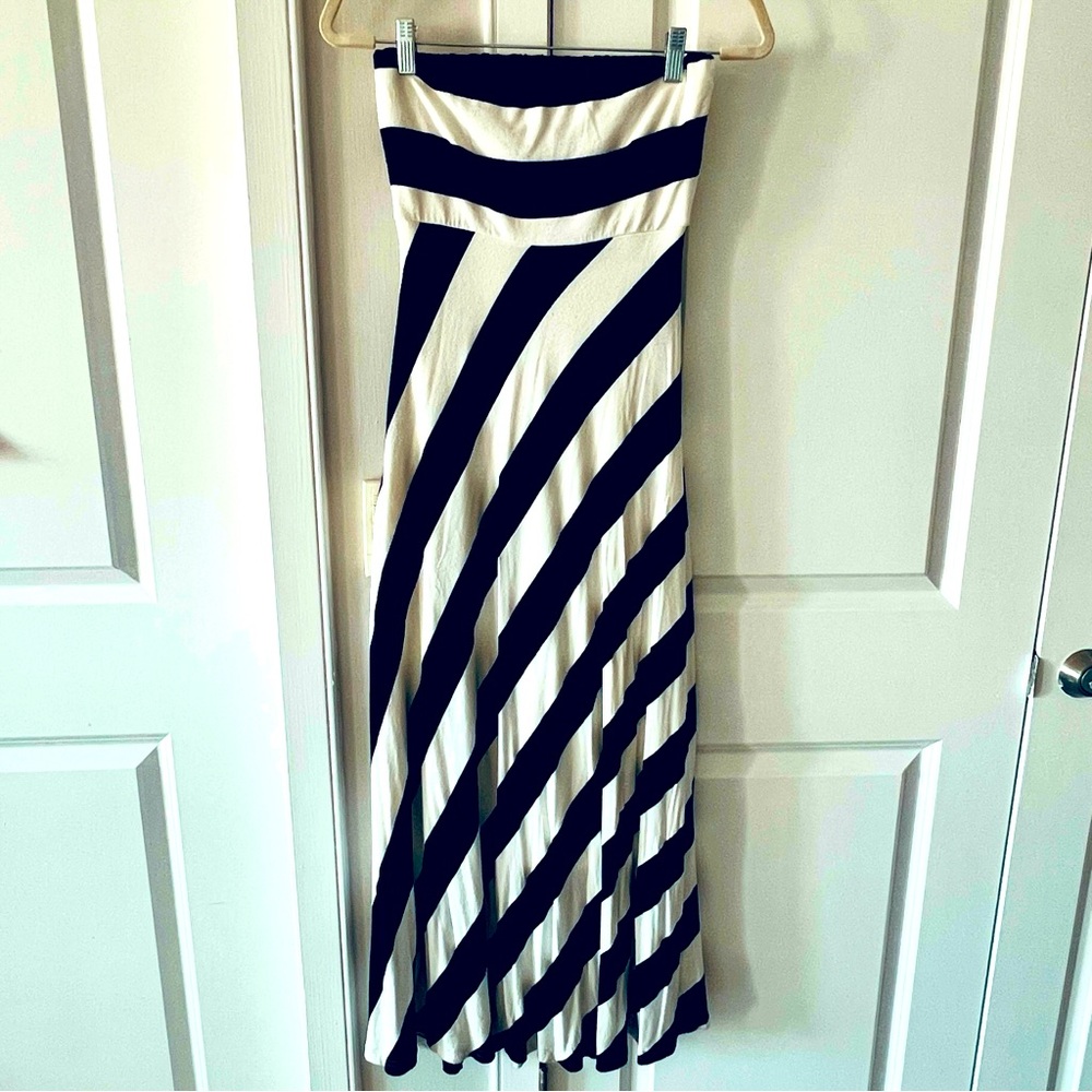 XS Striped Black and White Maxi Skirt